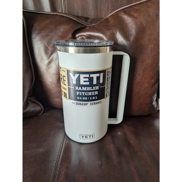 NWT YETI Rambler Pitcher 64oz – White Stainless Steel with MagSlider Lid - Picture 1 of 3